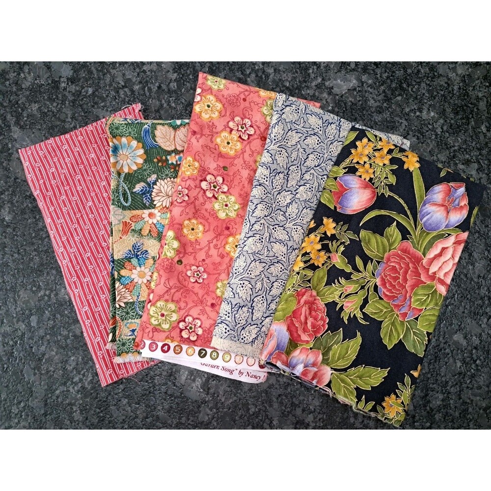 Lot of 5 Vintage Floral Cotton Fabric Remnants